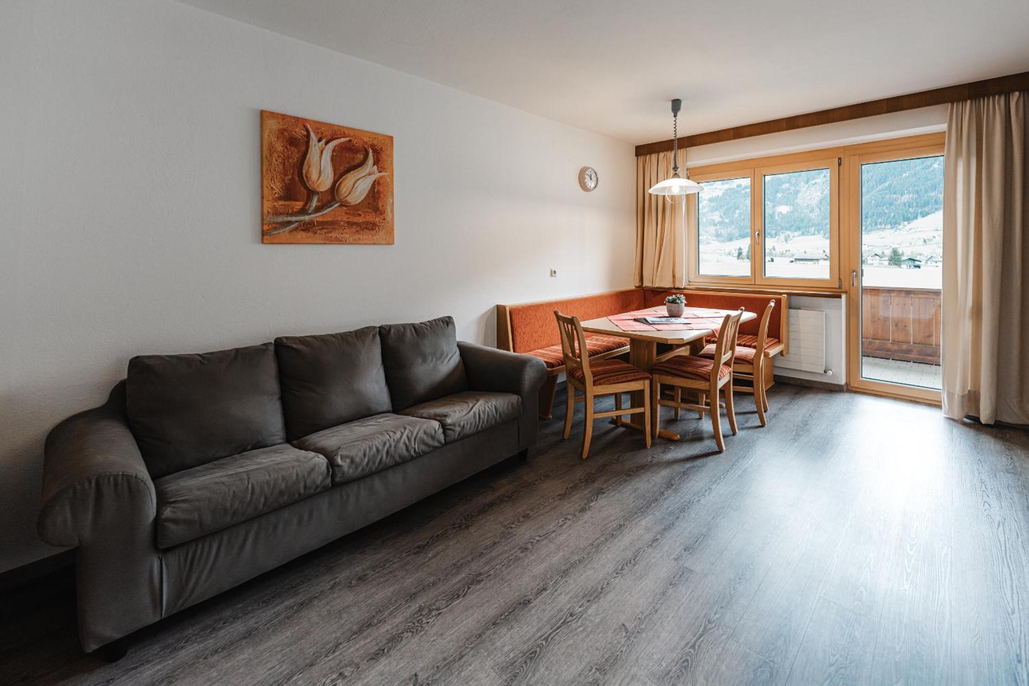 Alpenzeit Zillertal Apartments Zell am Ziller Szoba fotó